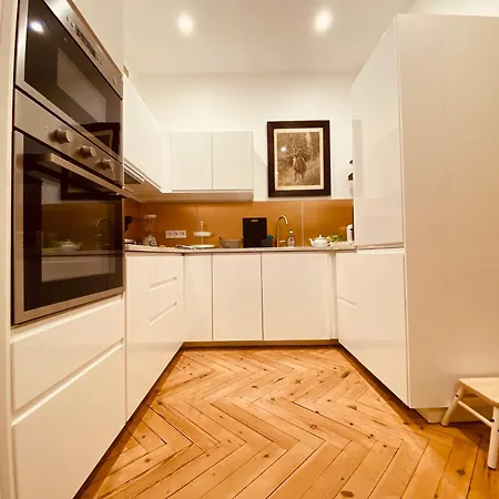 Appartement Le Royaume Des Anges - Enchanteur Centre - 265 *